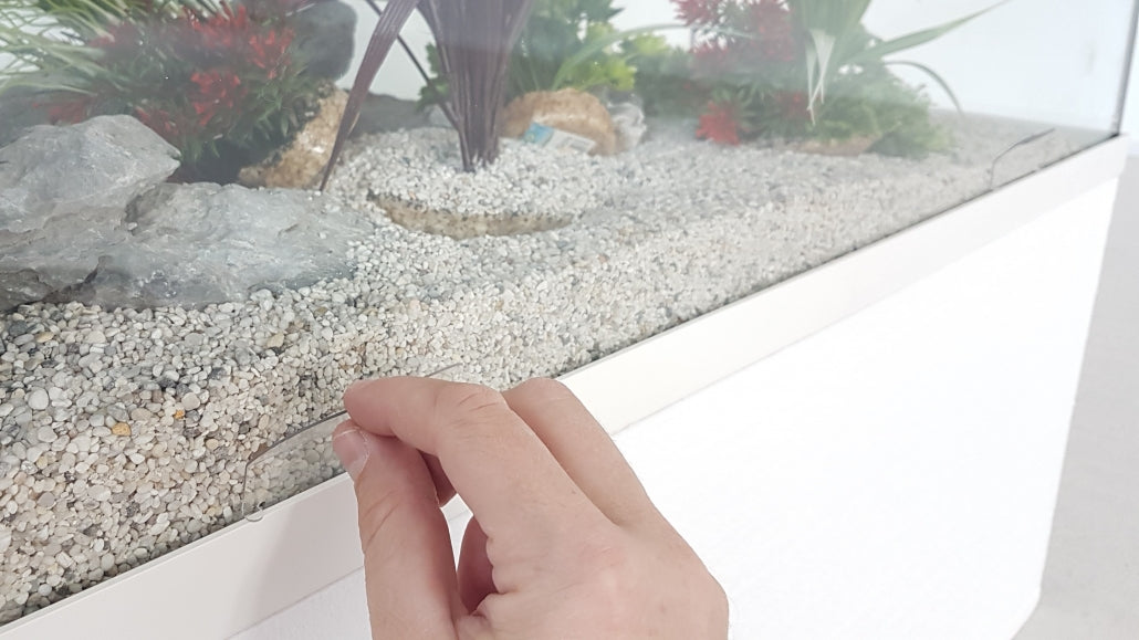 daytime backlight Halterung am Aquarium – Detailansicht