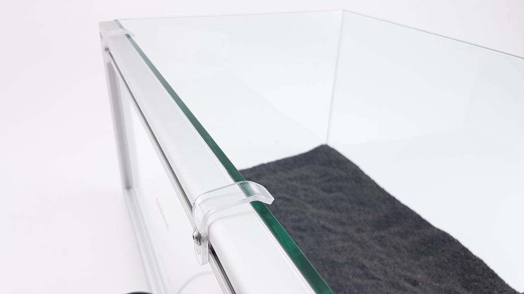 daytime backlight Acryl-Kantenhalter – Detailansicht