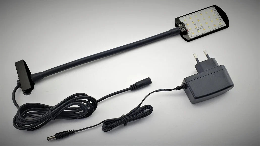 daytime cobra black nano LED Leuchte lieferumfang